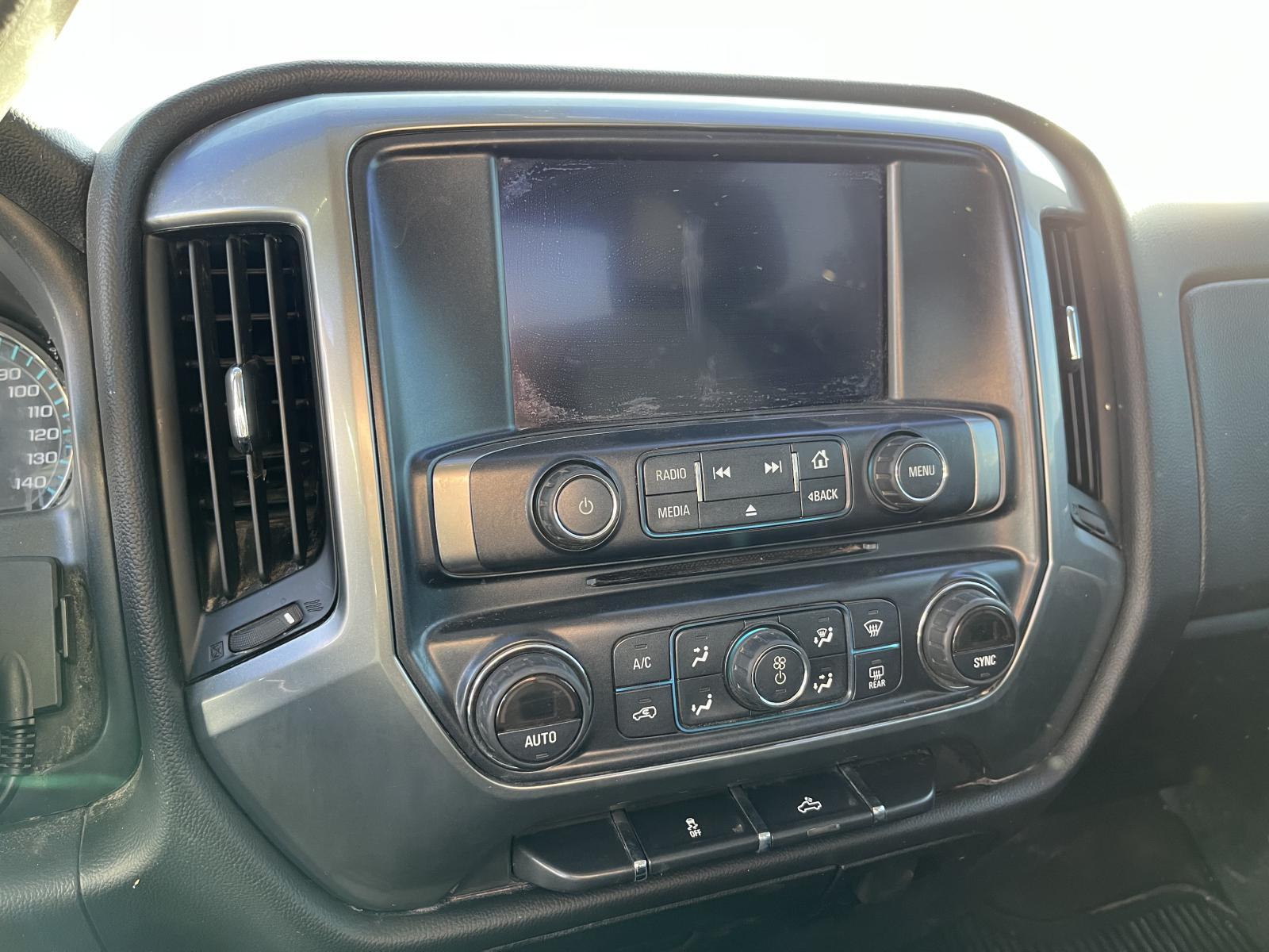 ./imagenes/INVOICE/2019/17928/CHEVROLET-SILVERADO-1500 (7).JPG